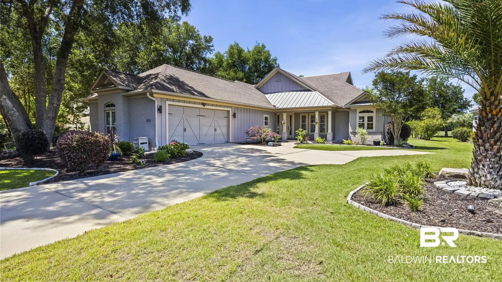 Photo of Listing #389179