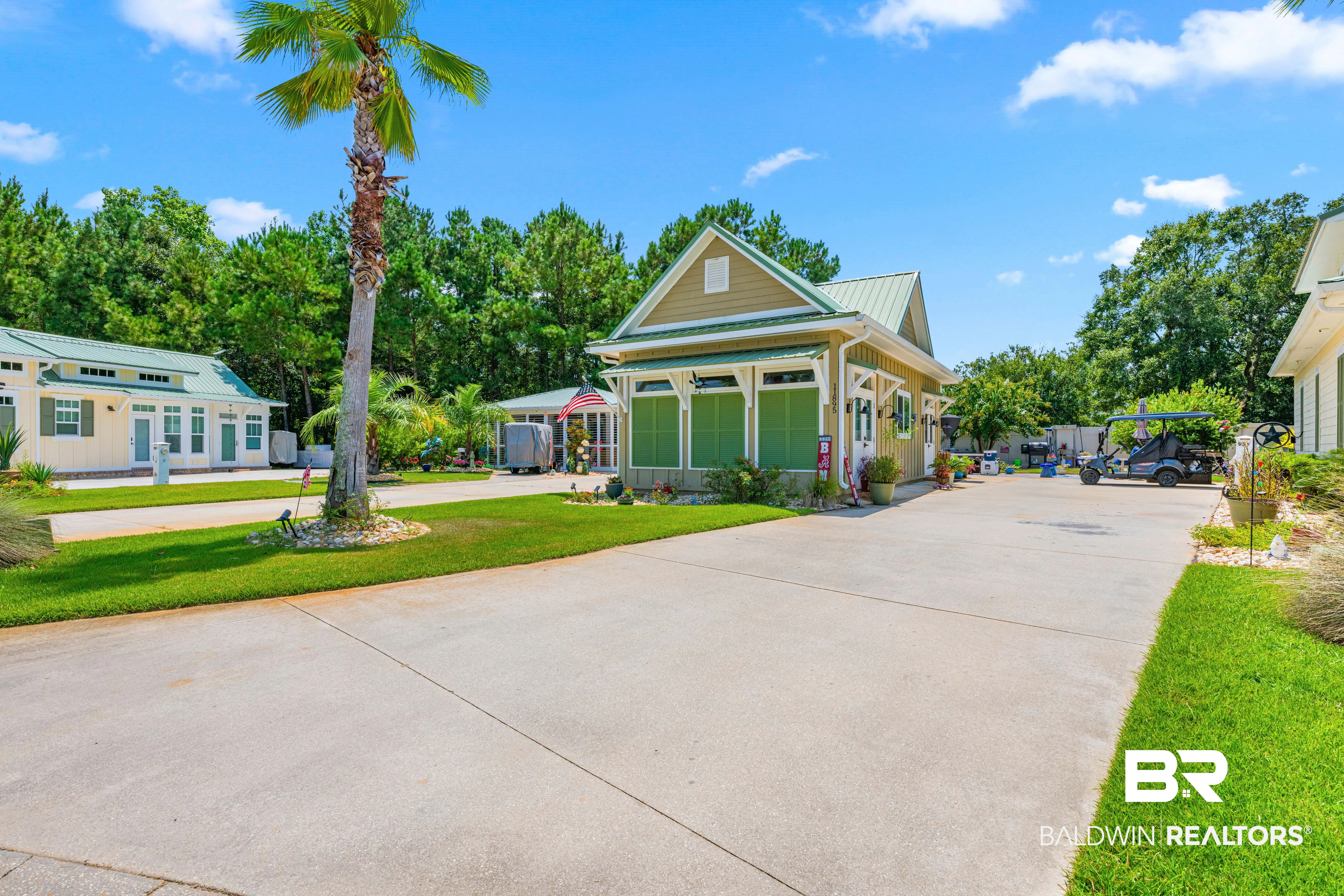 Photo of Listing #408925