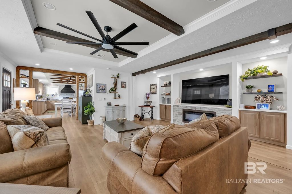 26641 Linholm Road, Robertsdale