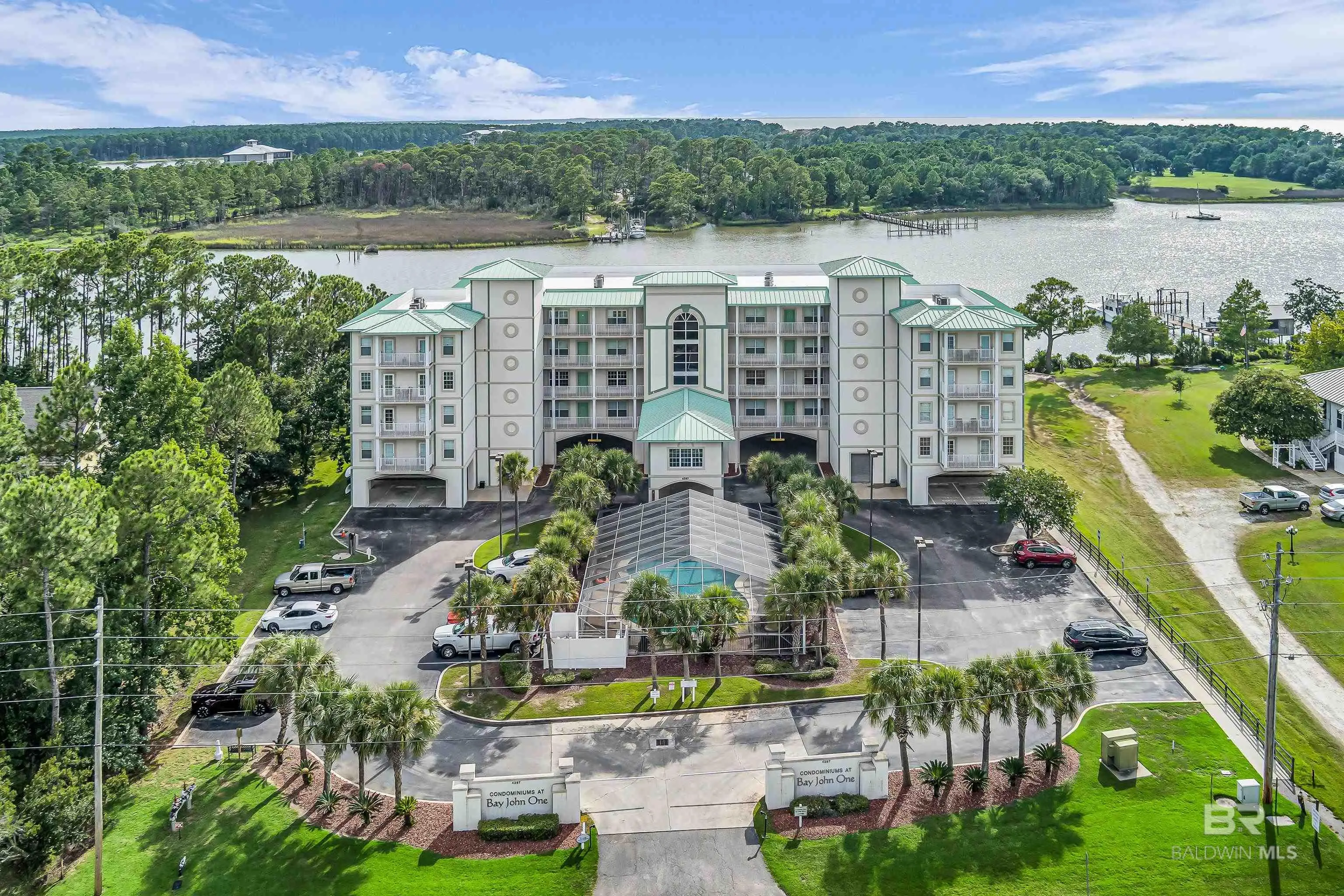 Photo of Listing #382707