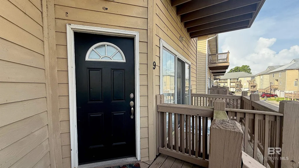 4 Yacht Club Drive Unit 9, Daphne