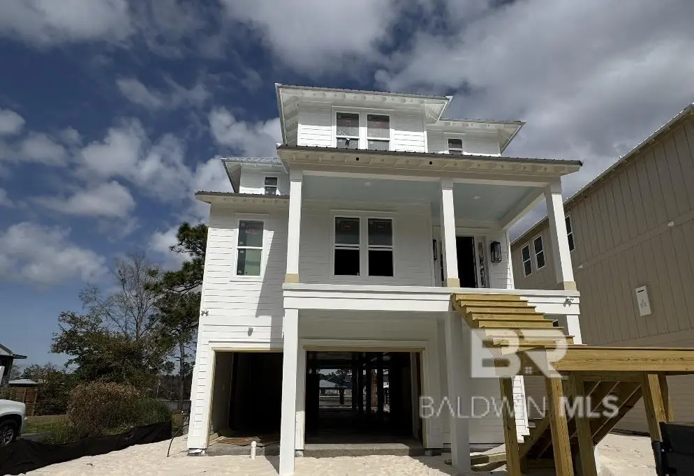 808 W Canal Drive, Gulf Shores