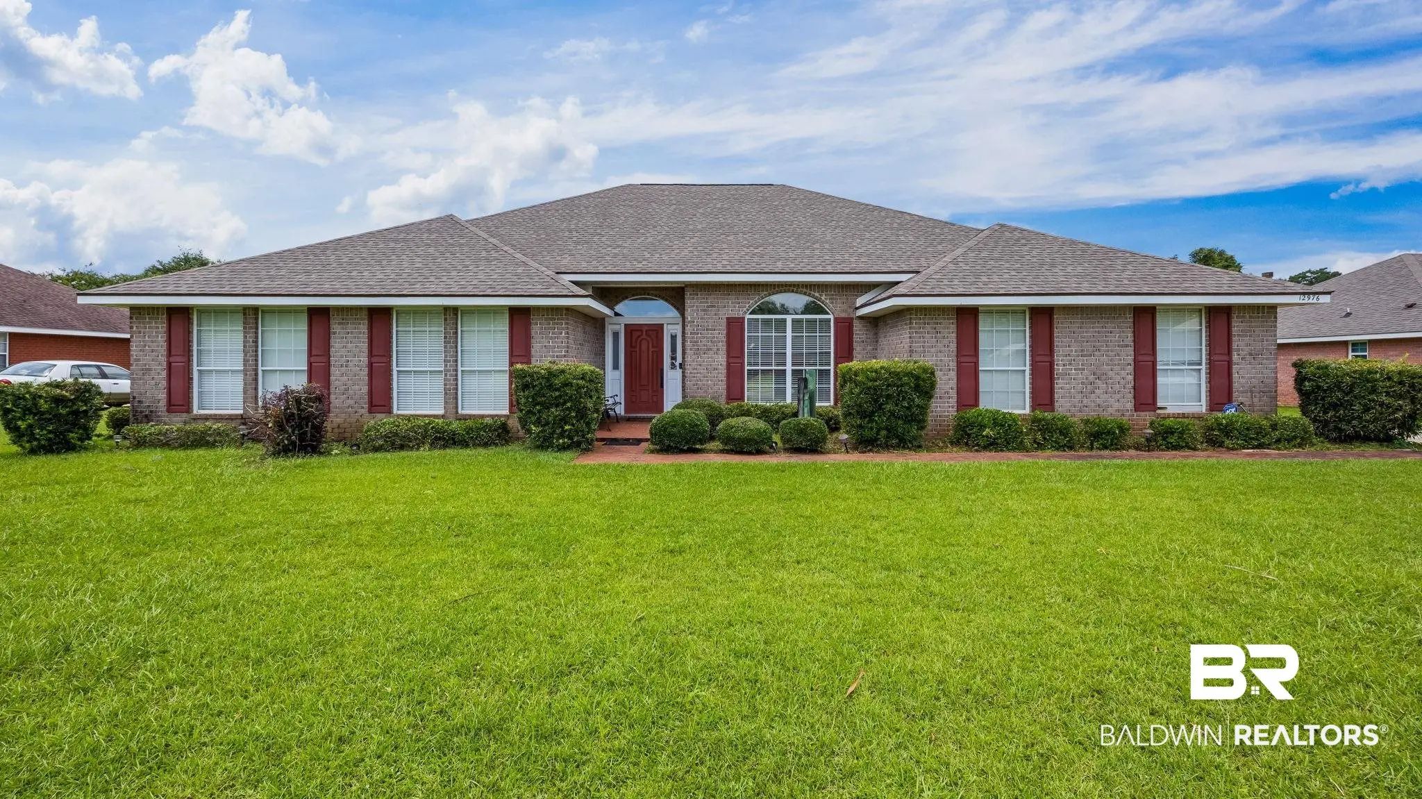 Photo of Listing #398501