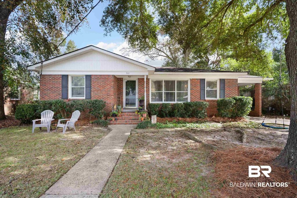 511 E Barksdale Drive, Mobile