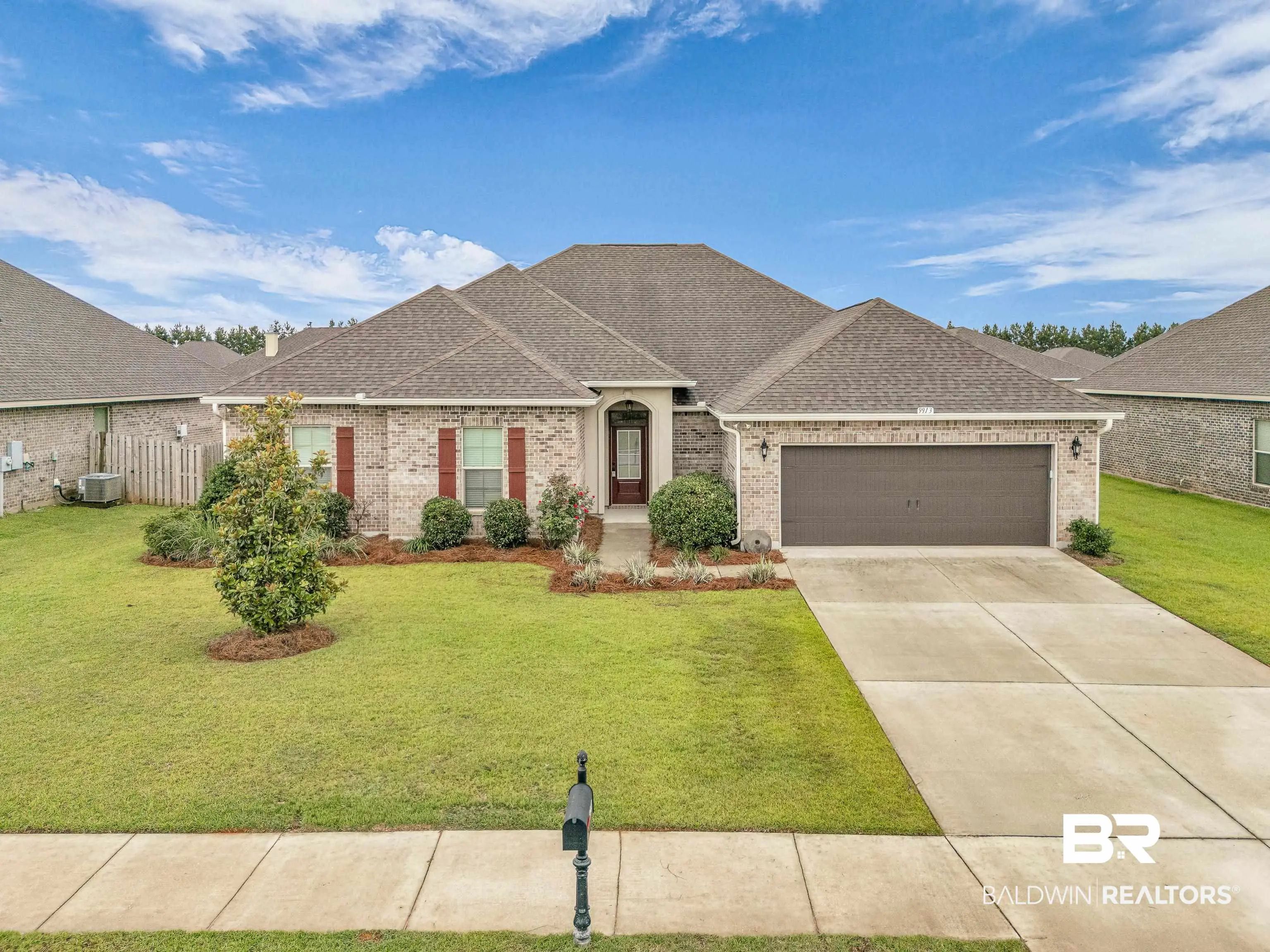 Photo of Listing #380306