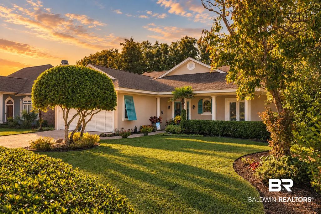 33 Lagoon Drive, Gulf Shores