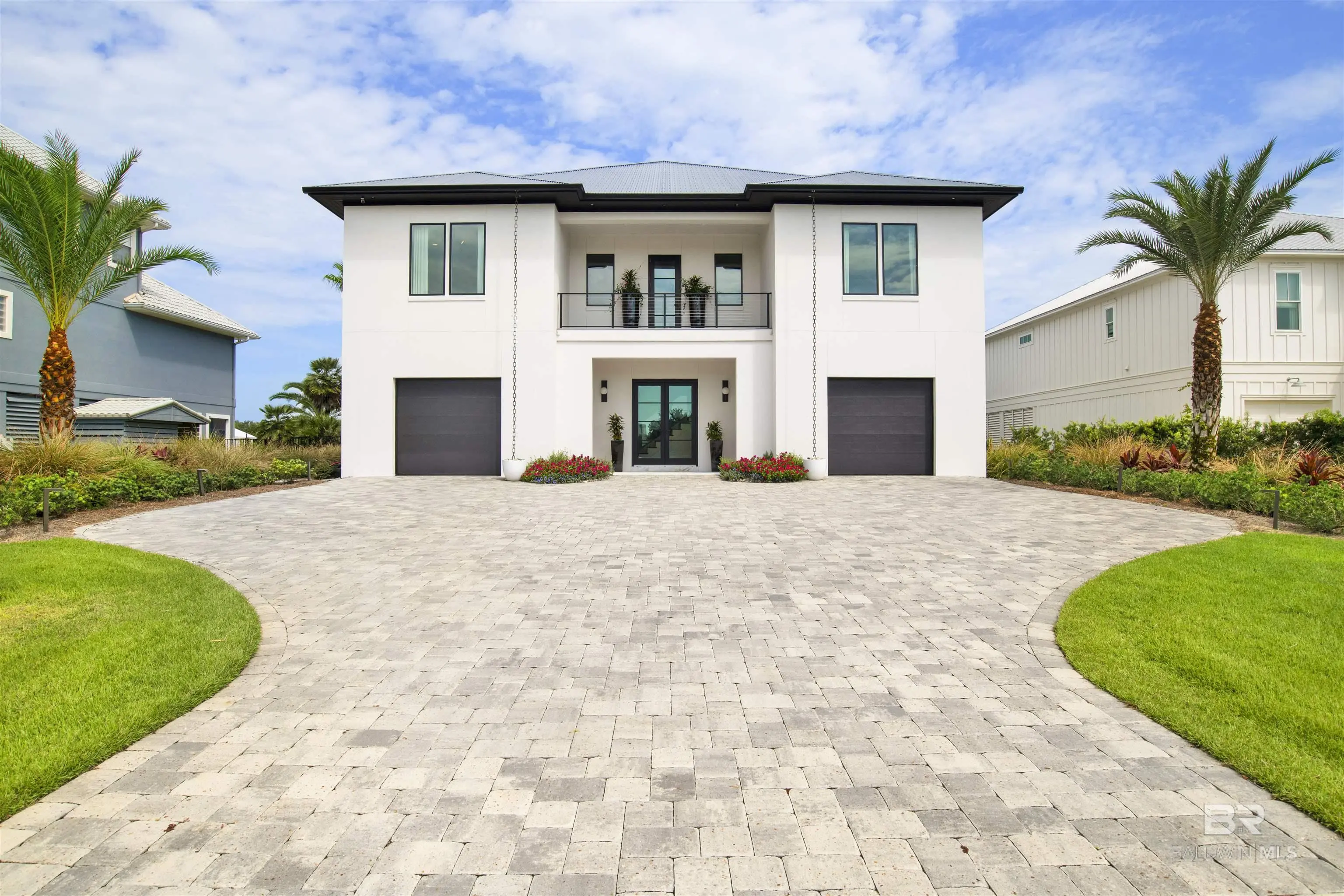 Photo of Listing #384461