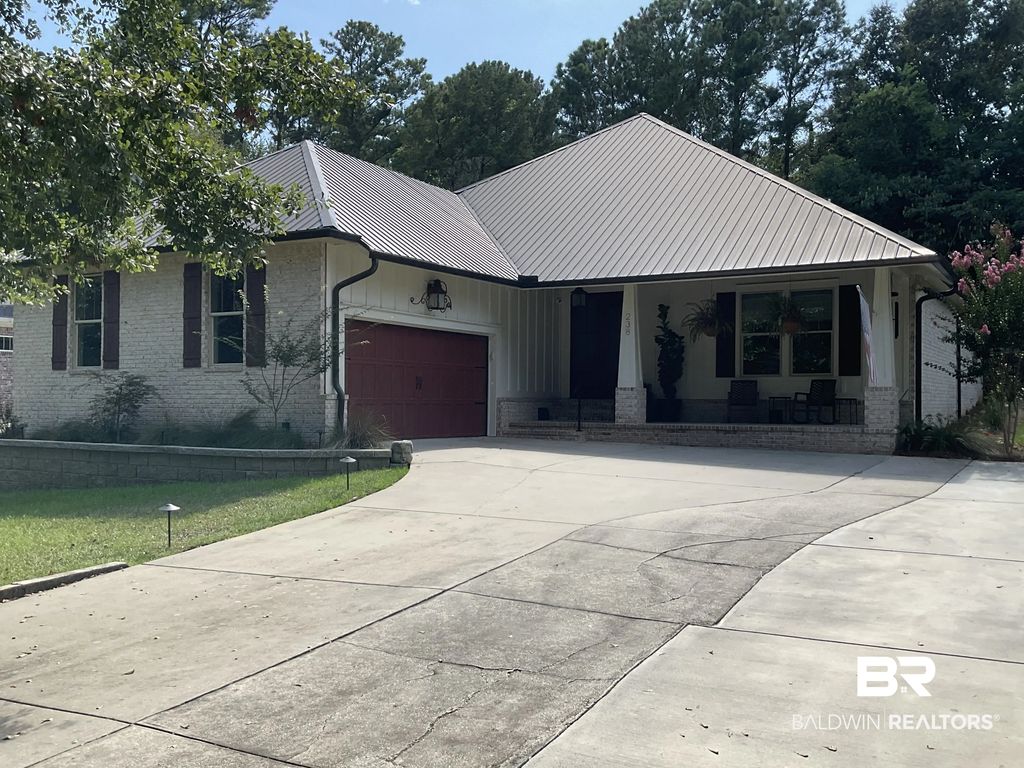 238 Mershon Street, Fairhope