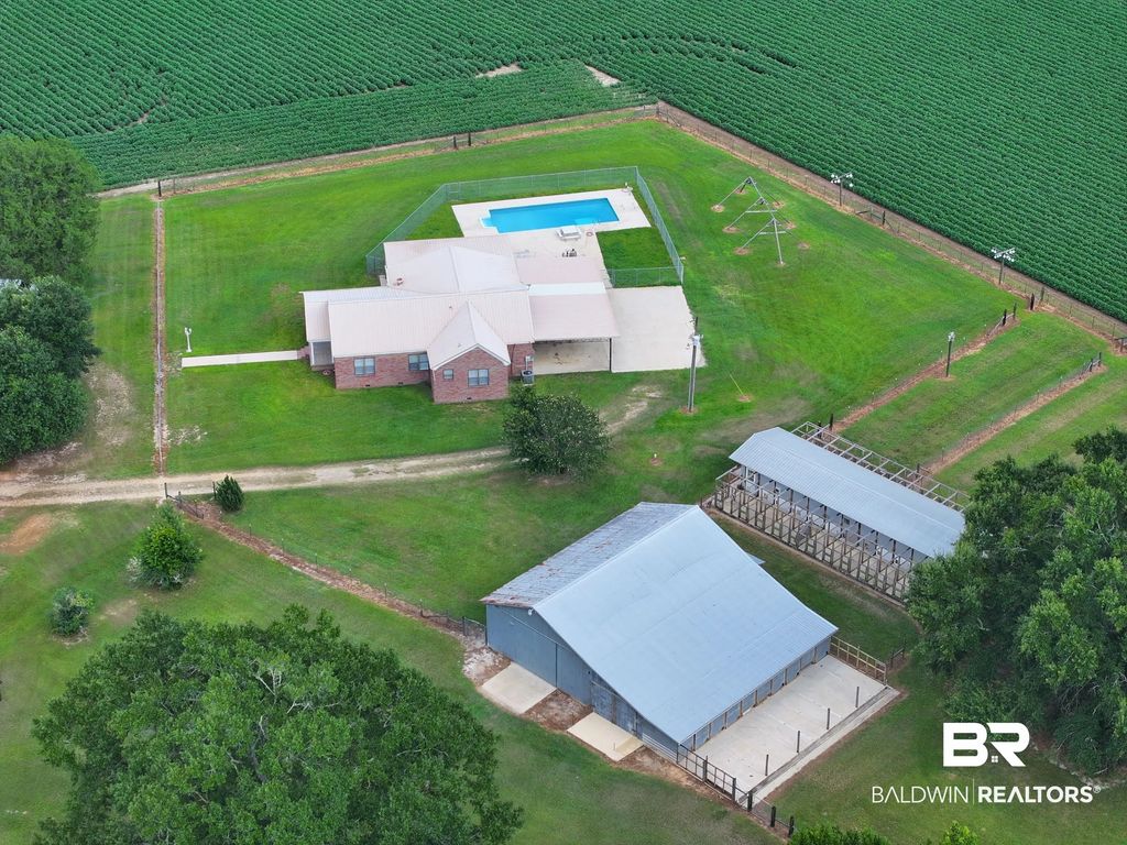 195 Cook Pond Rd, Brewton