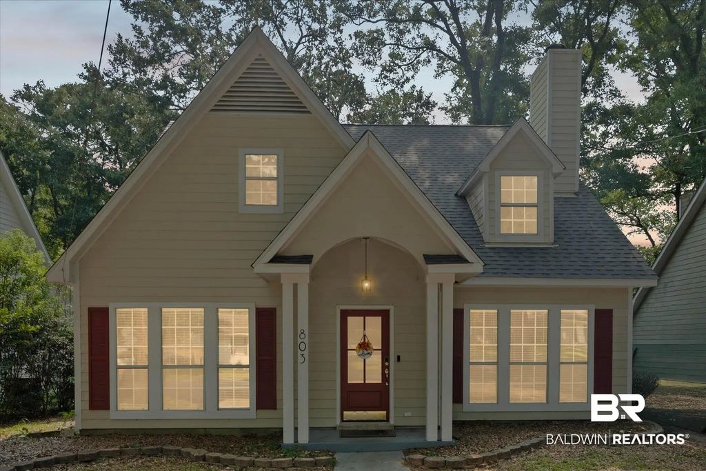 803 Pinemont Drive, Mobile