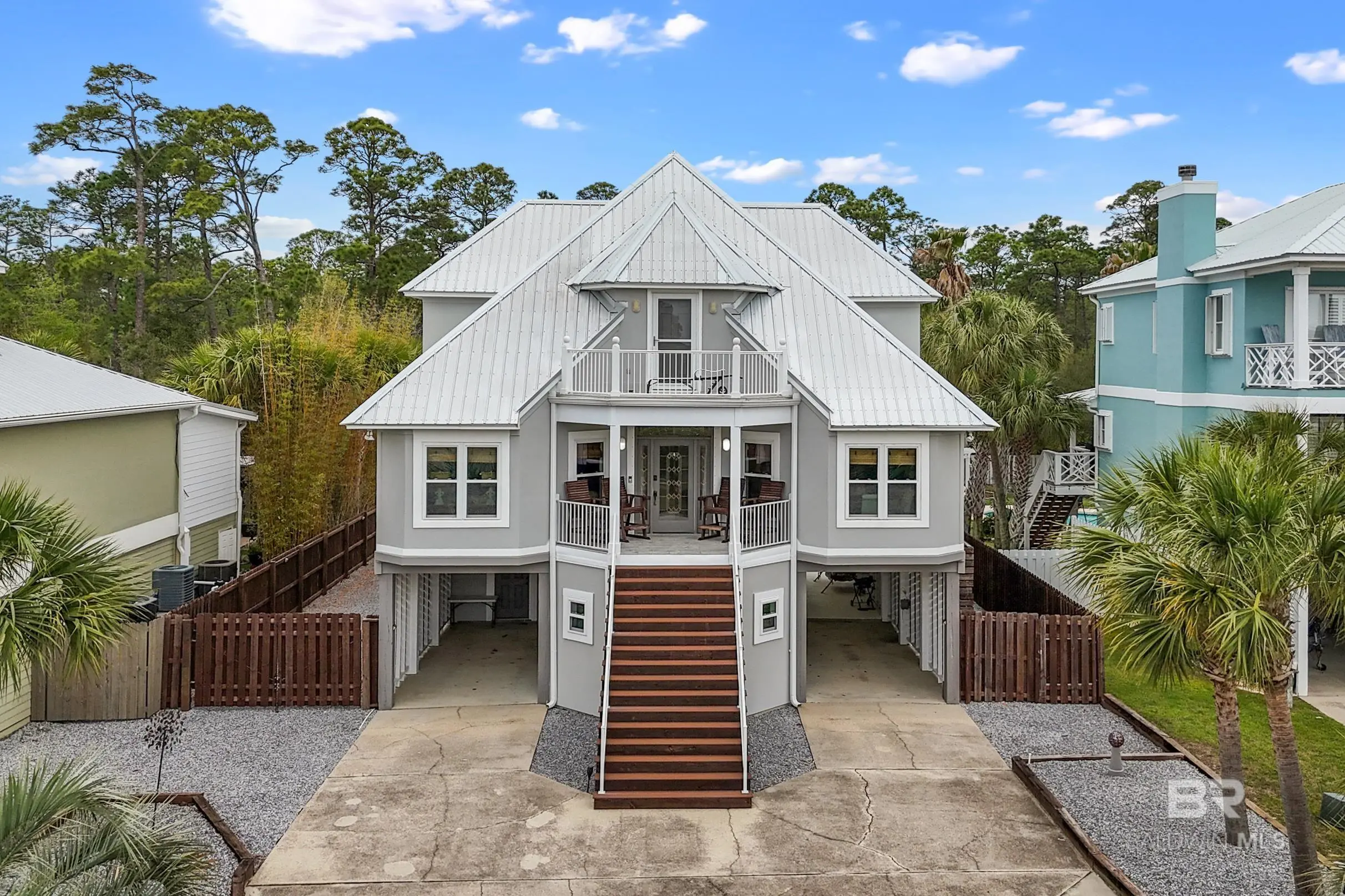 Photo of Listing #392579