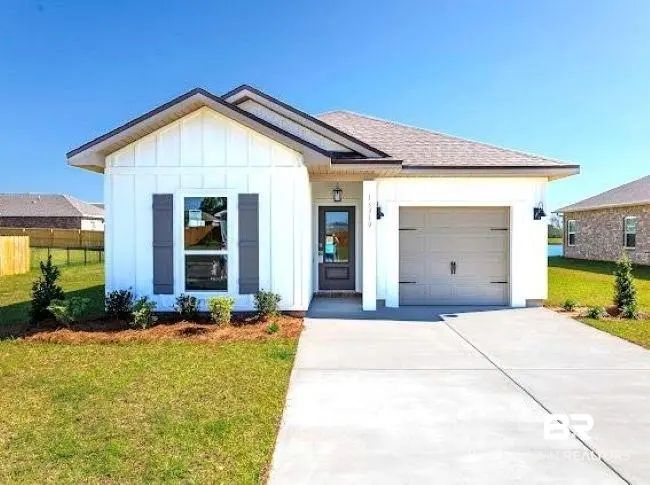 Photo of Listing #395562