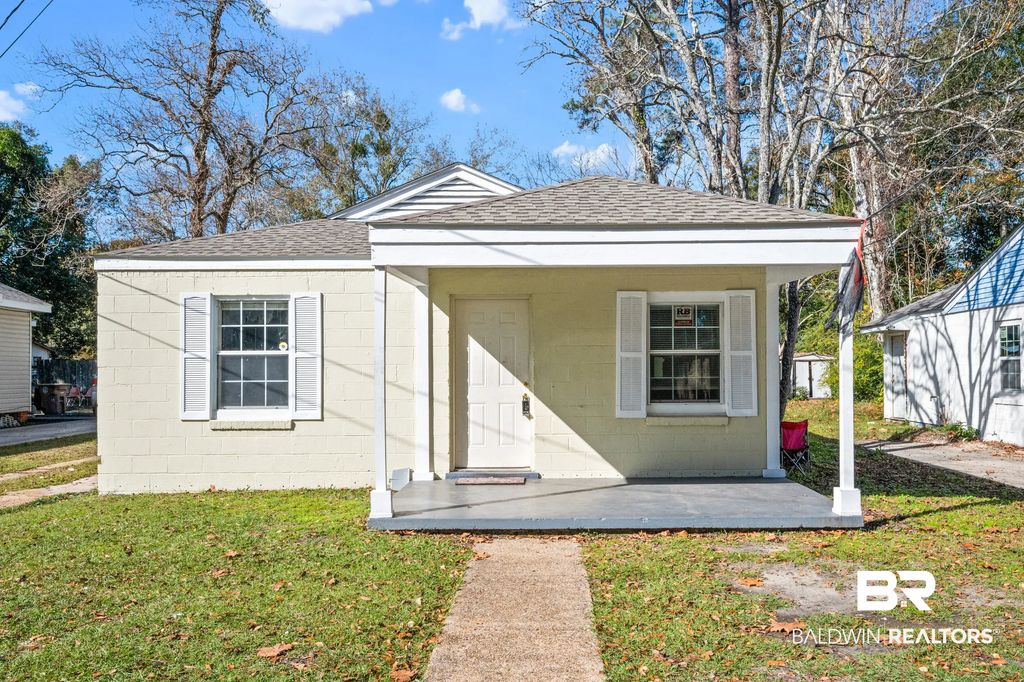 554 Mohawk Street, Mobile