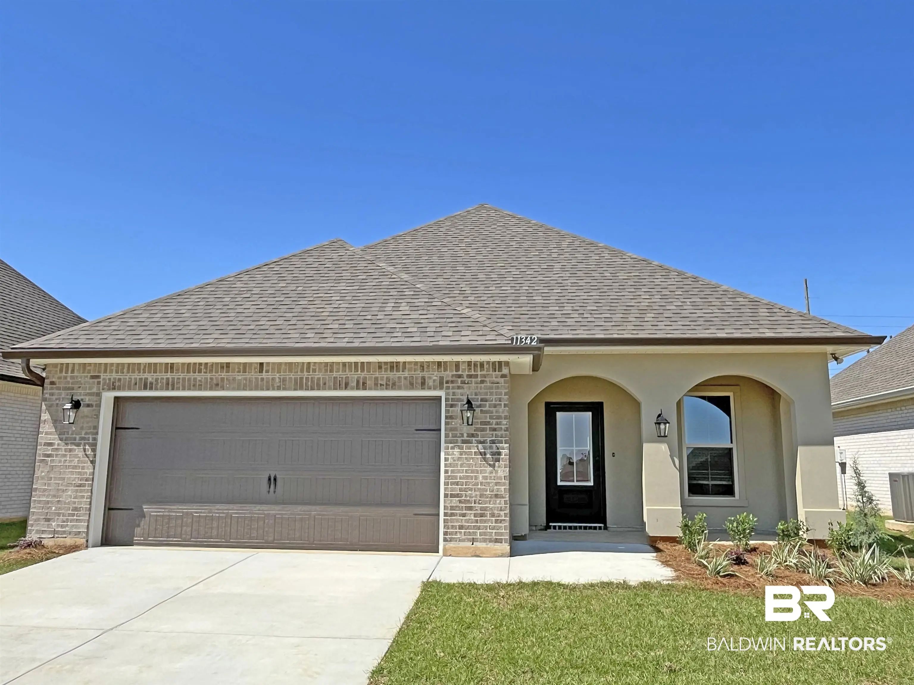 Photo of Listing #390883