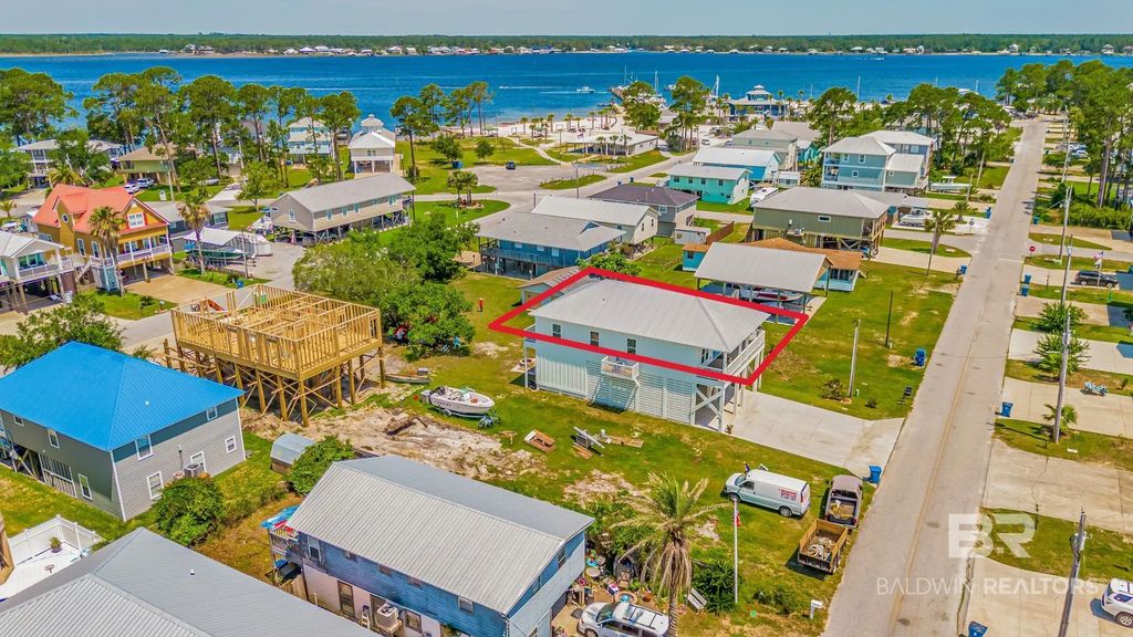 5601 Bayou Saint John Avenue, Orange Beach