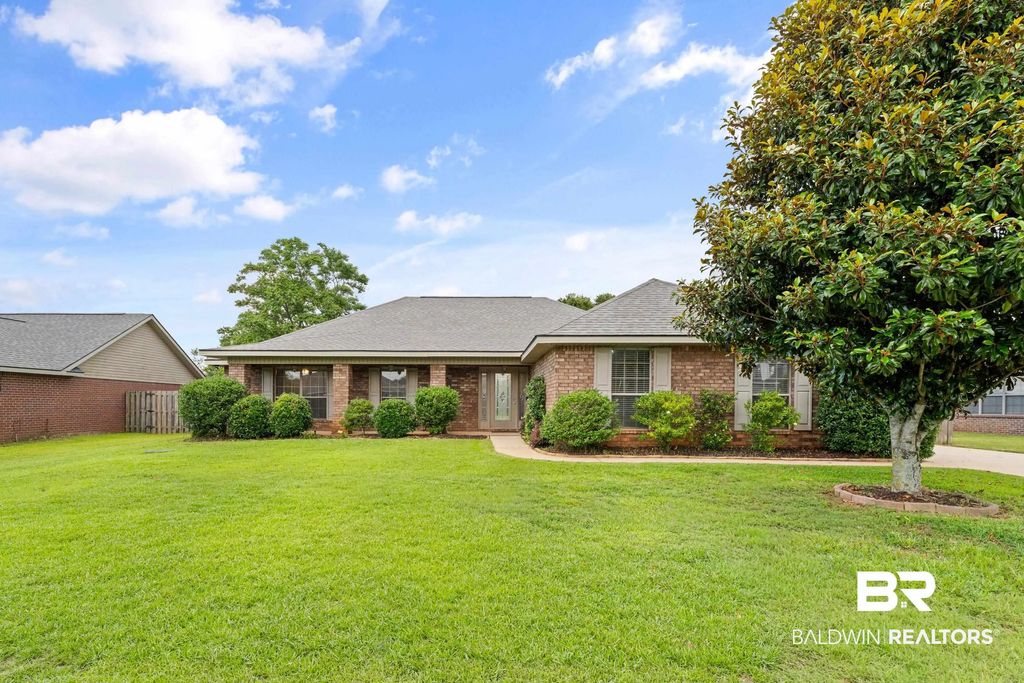 2930 W Plantation Drive, Mobile