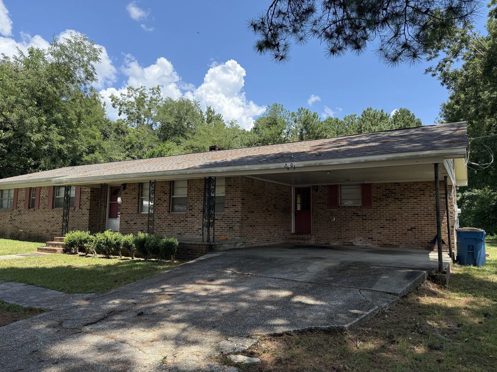 2807 Pea Ridge Road, Brewton