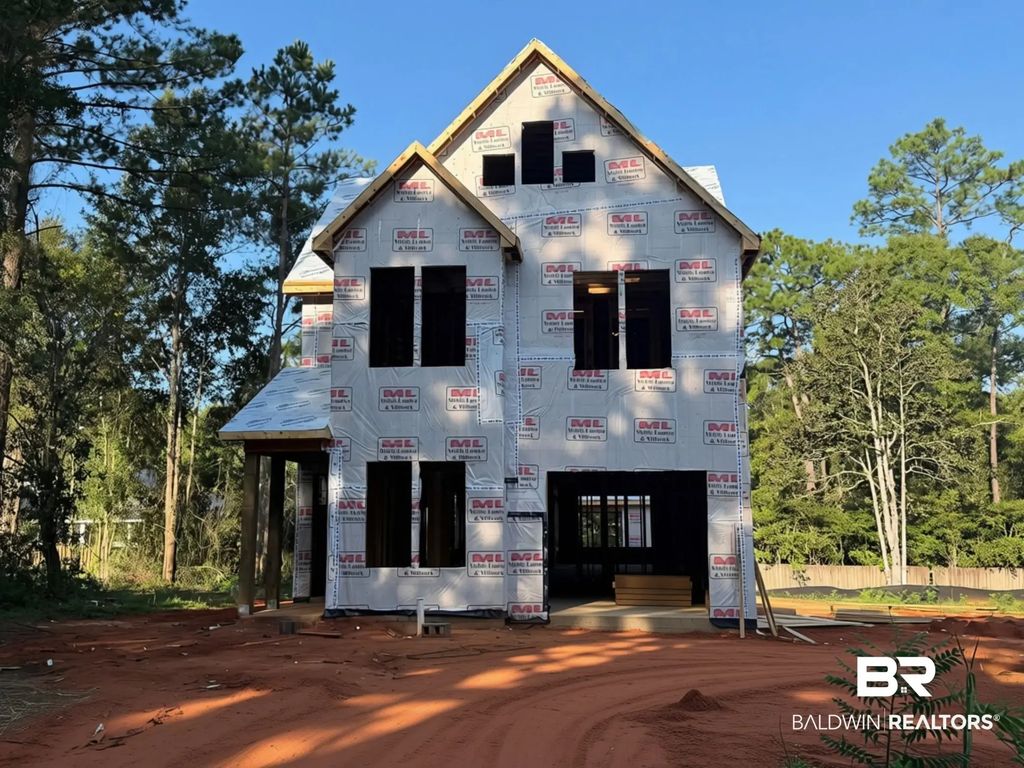 325 Simon Street, Fairhope