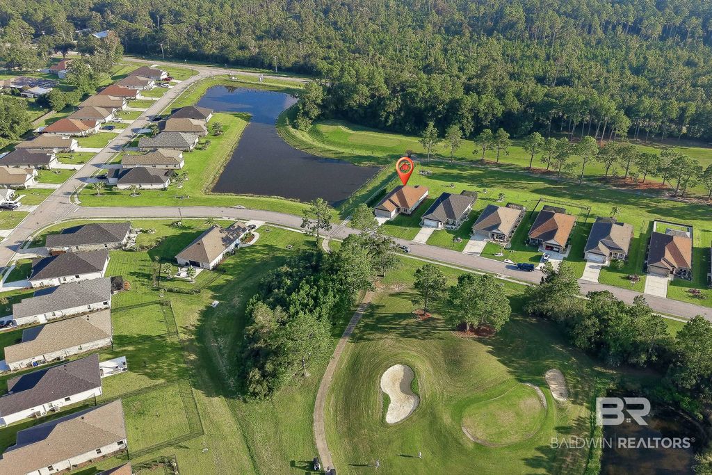 10078 Lakeview Drive, Foley