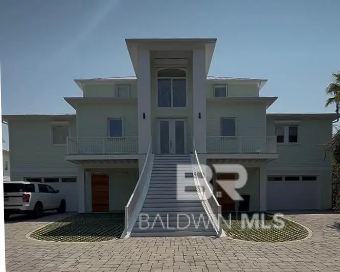 Photo of Listing #388235