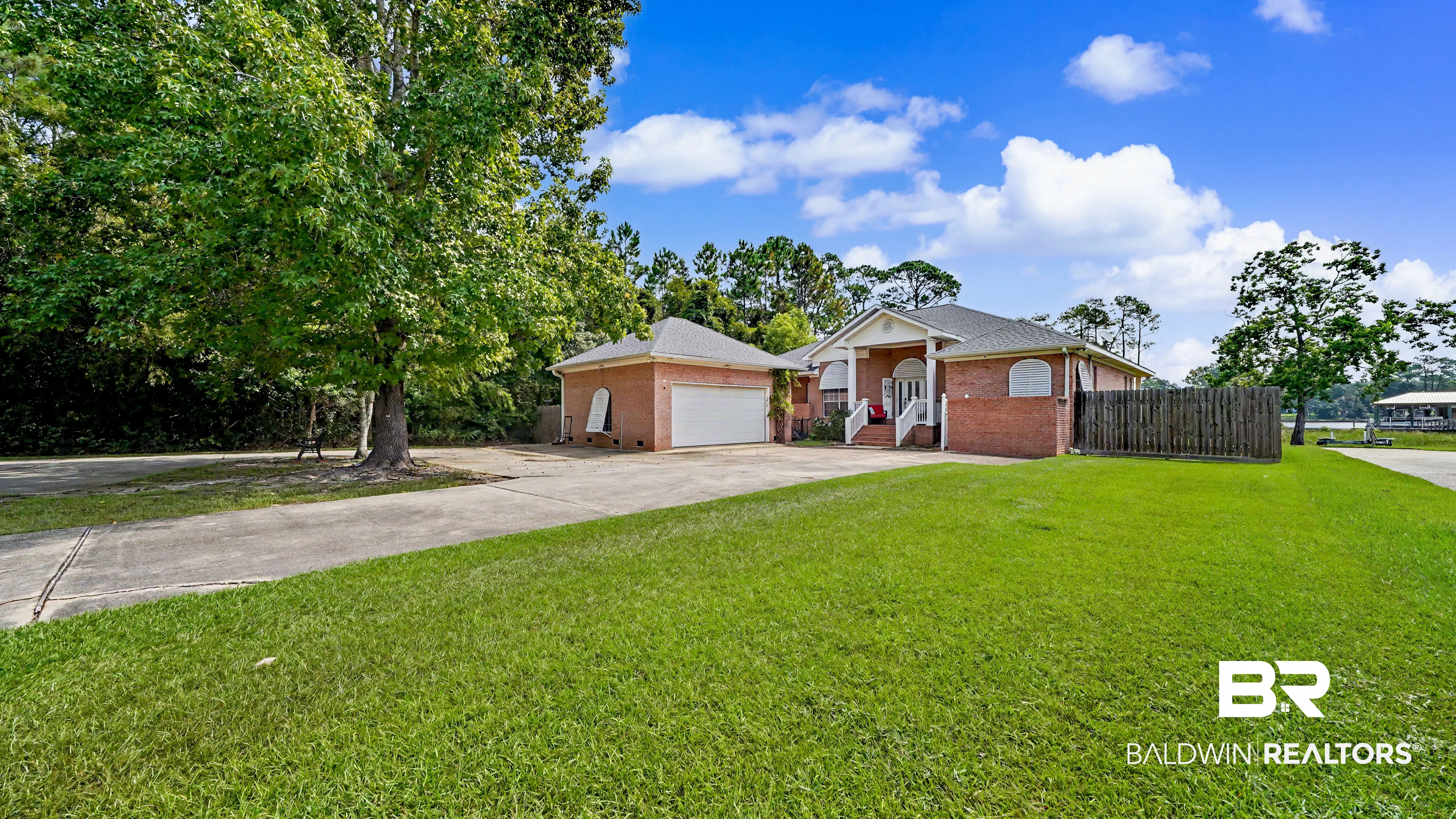 Photo of Listing #406854