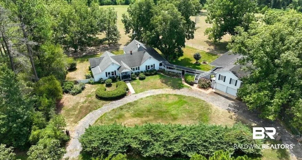 2006 Evergreen Road, Jackson