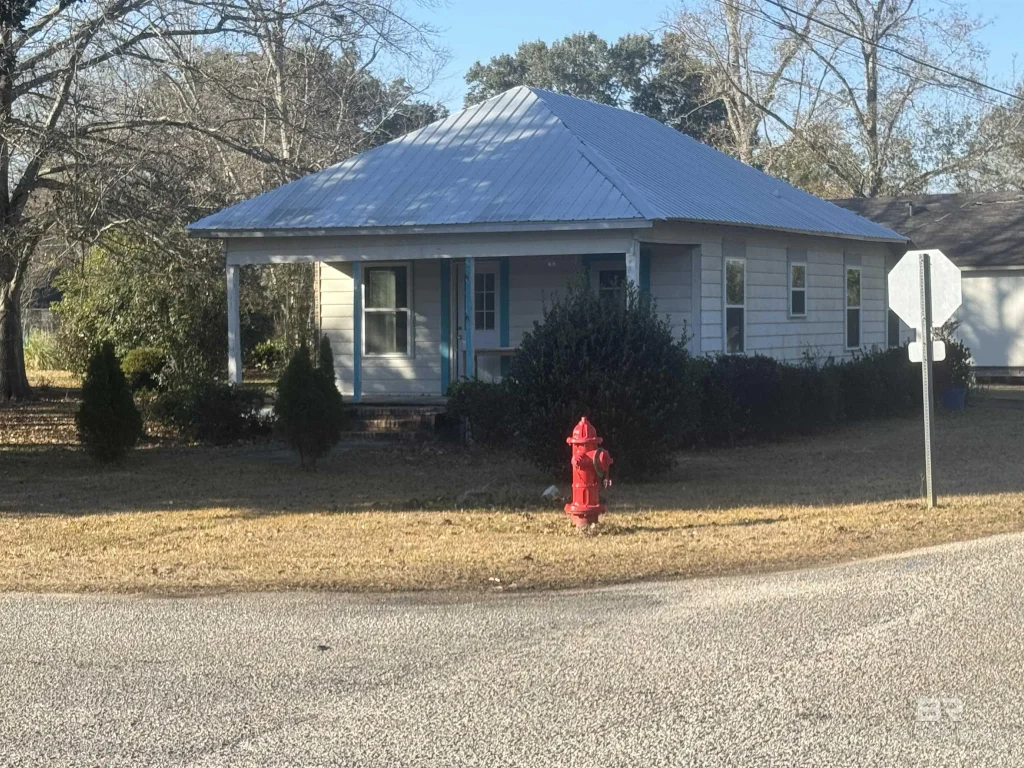 18705 Florida Street, Robertsdale