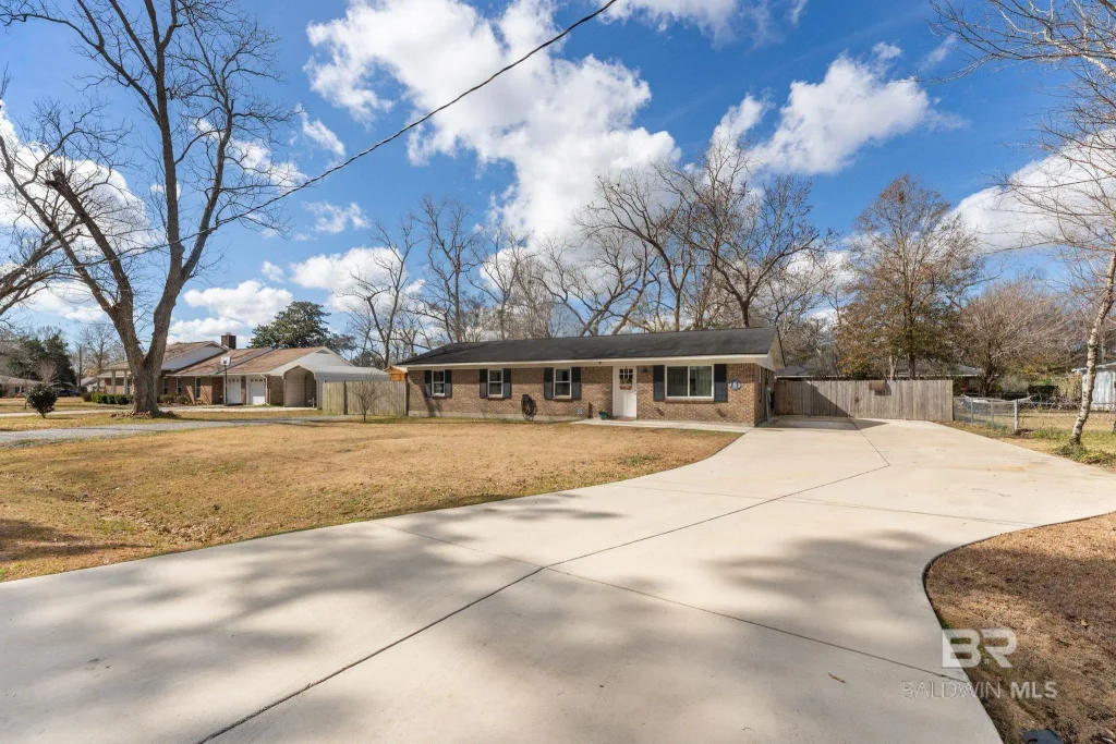 21795 4th Street, Silverhill