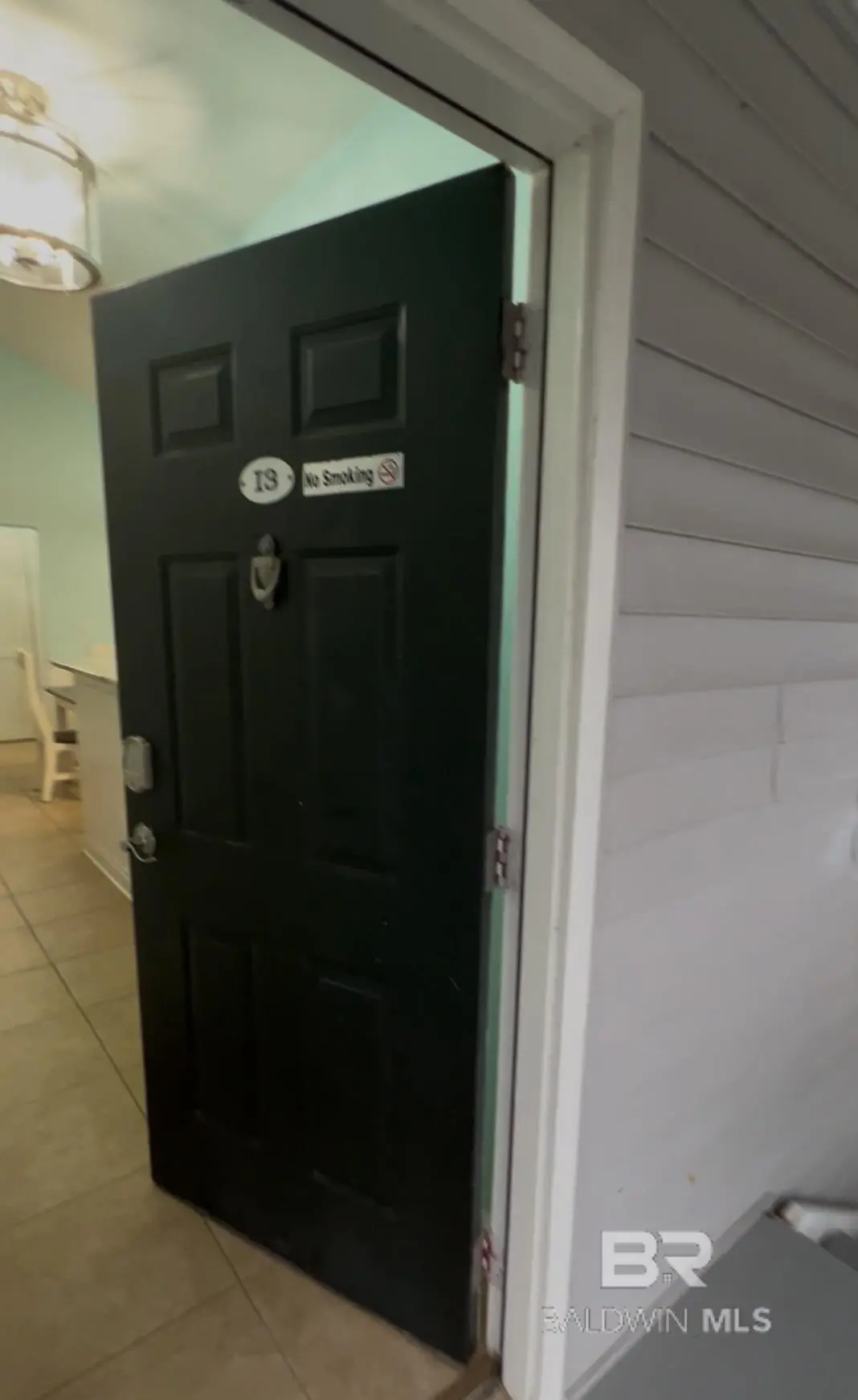 Photo of Listing #371251