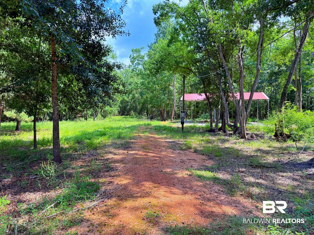 120 Marshall Ln, Atmore