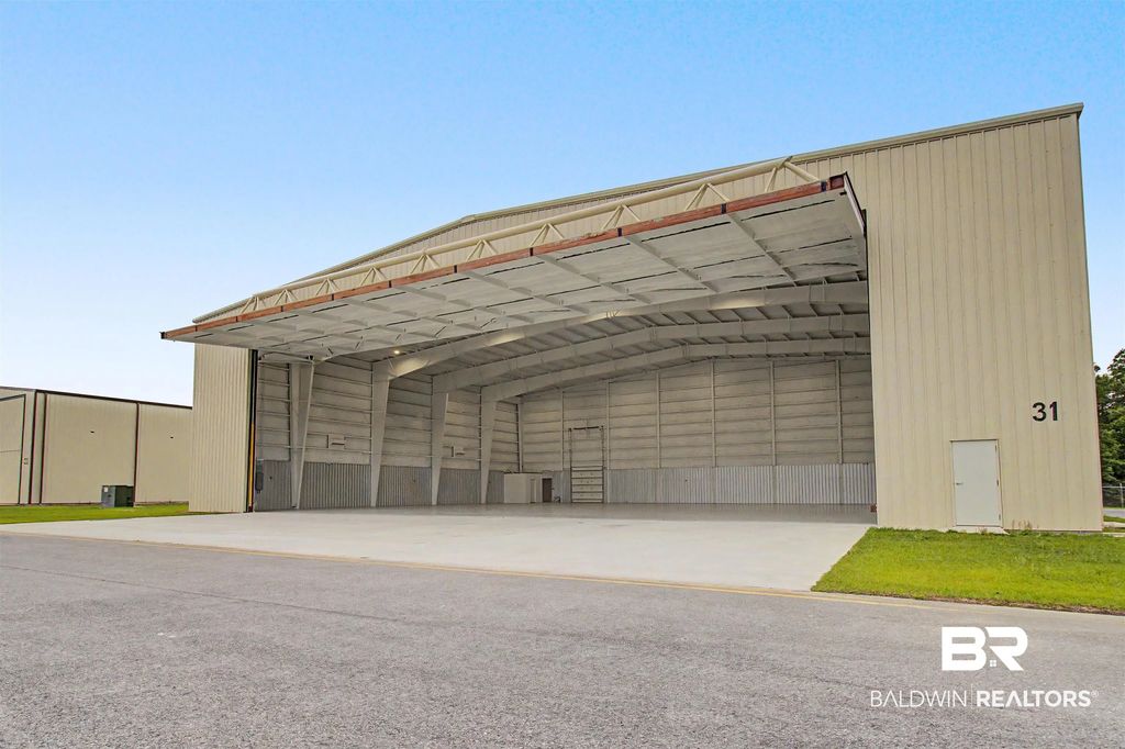 3090 Airport Drive 31, Gulf Shores