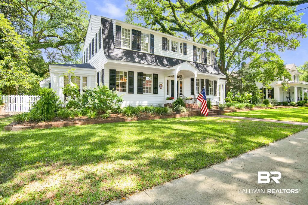 210 Lanier Avenue, Mobile