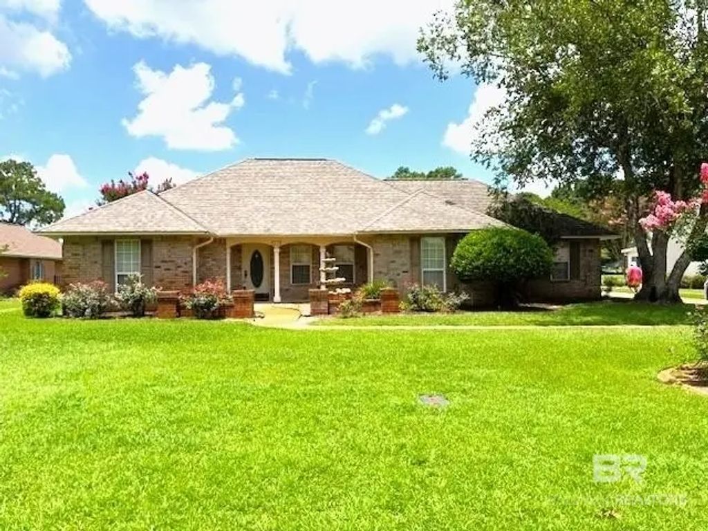 9375 Clubhouse Drive, Foley