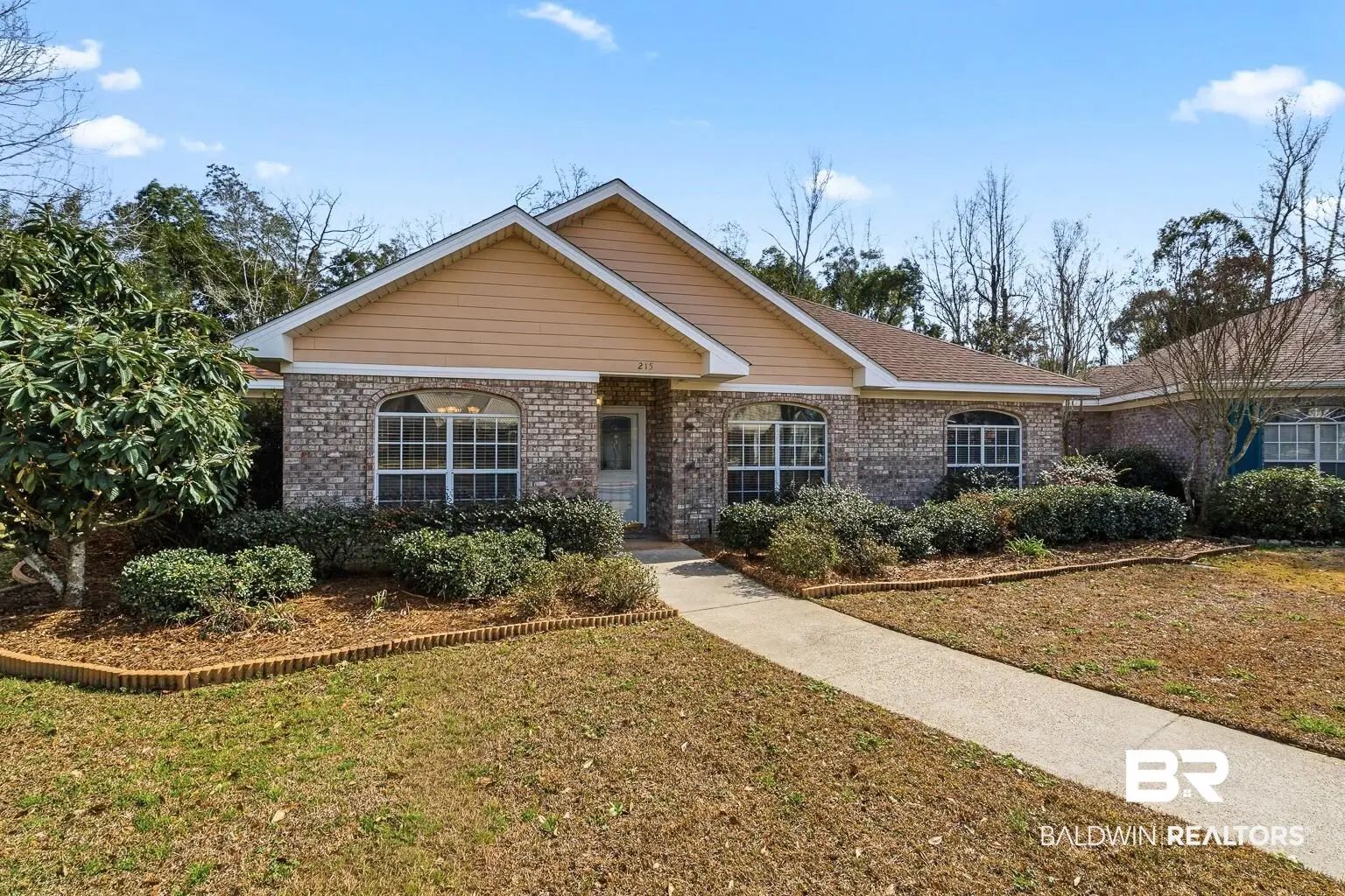 Photo of Listing #392546