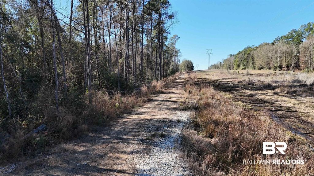 Radcliff Road, Saraland
