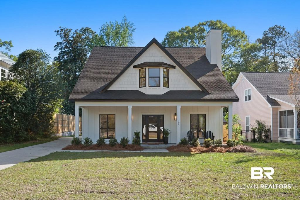 300 Volanta Avenue, Fairhope