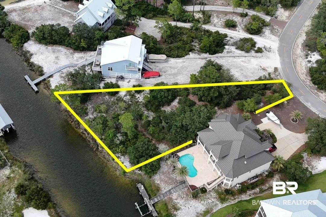 Photo of Listing #381700