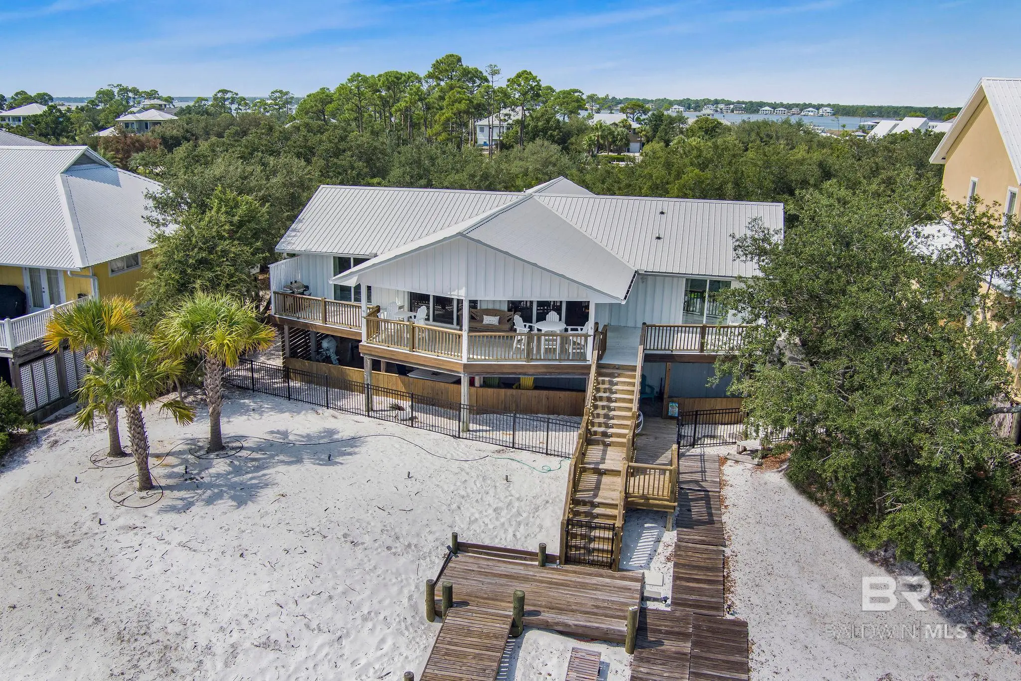 Photo of Listing #385169