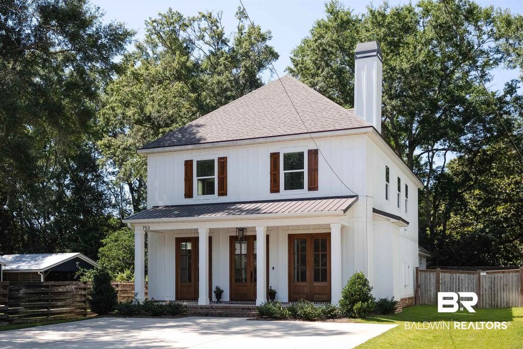 753 Prospect Avenue, Fairhope