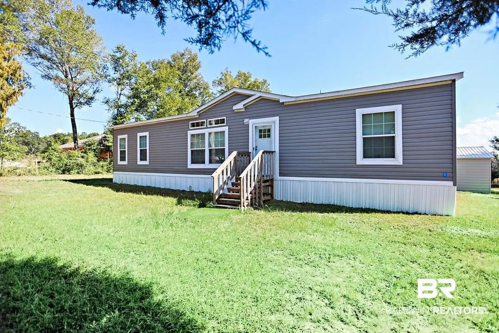 19180 Horseshoe Circle, Seminole