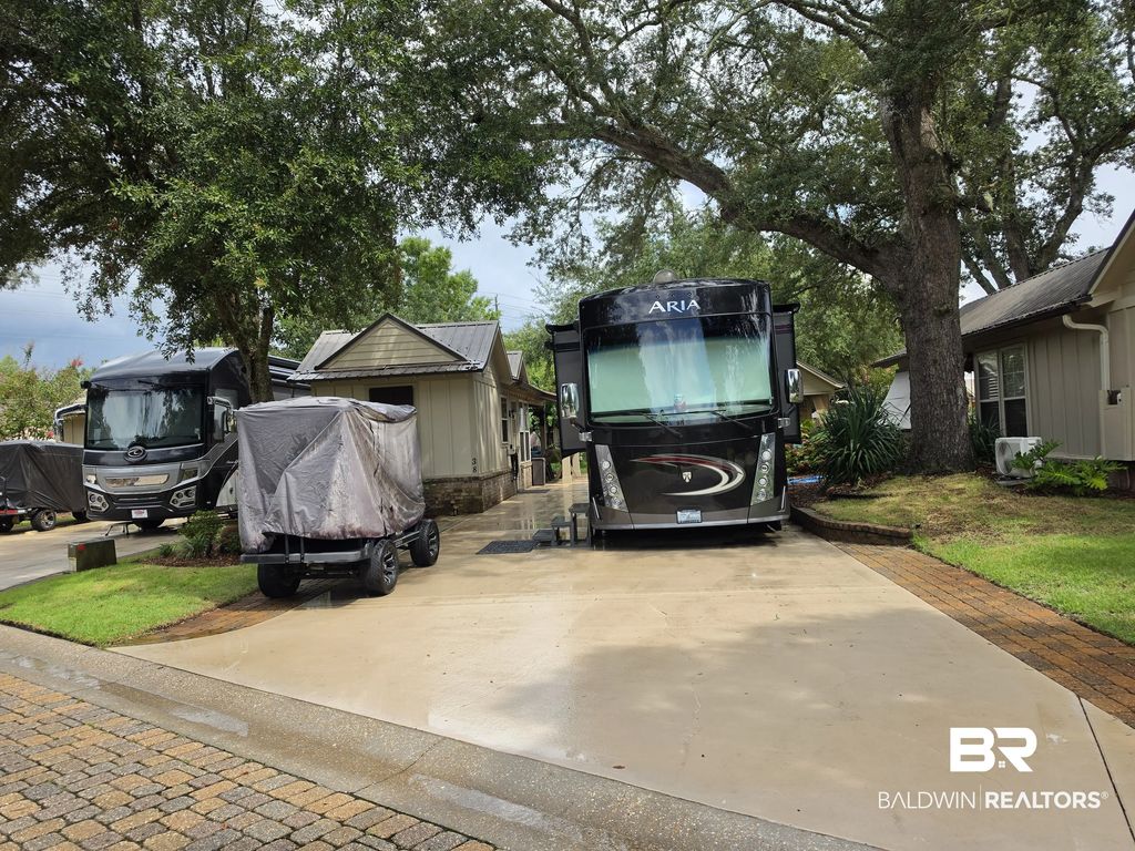 28888 Canal Road Unit 38, Orange Beach