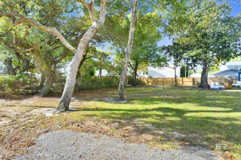 Pensacola Avenue, Orange Beach