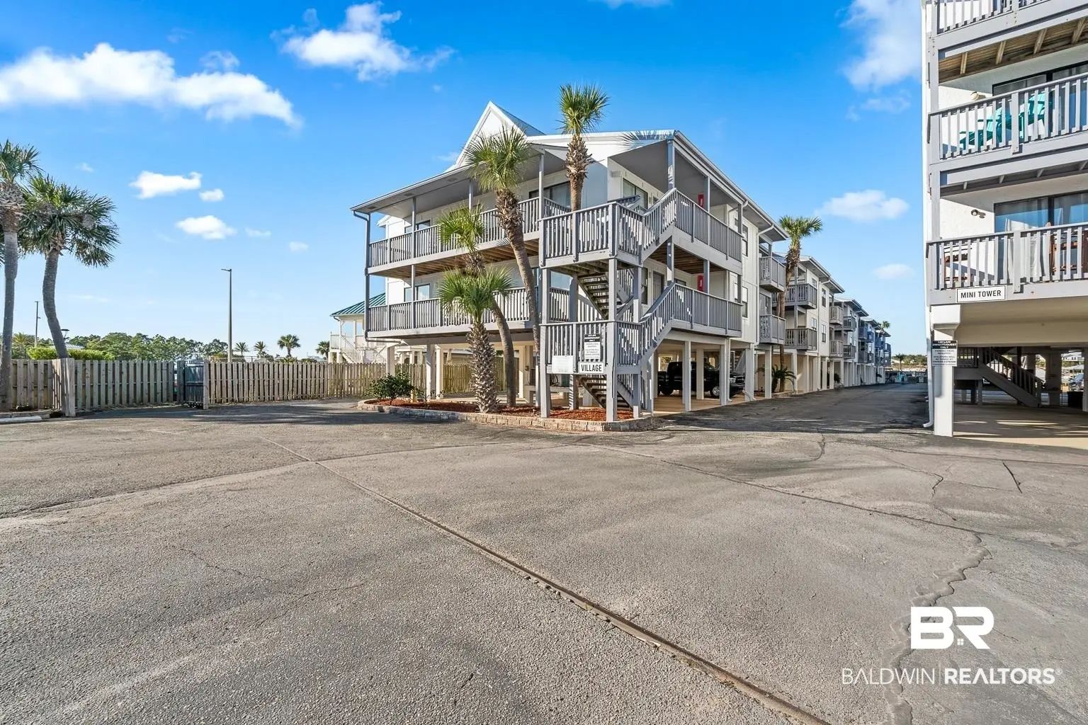 Photo of Listing #391127
