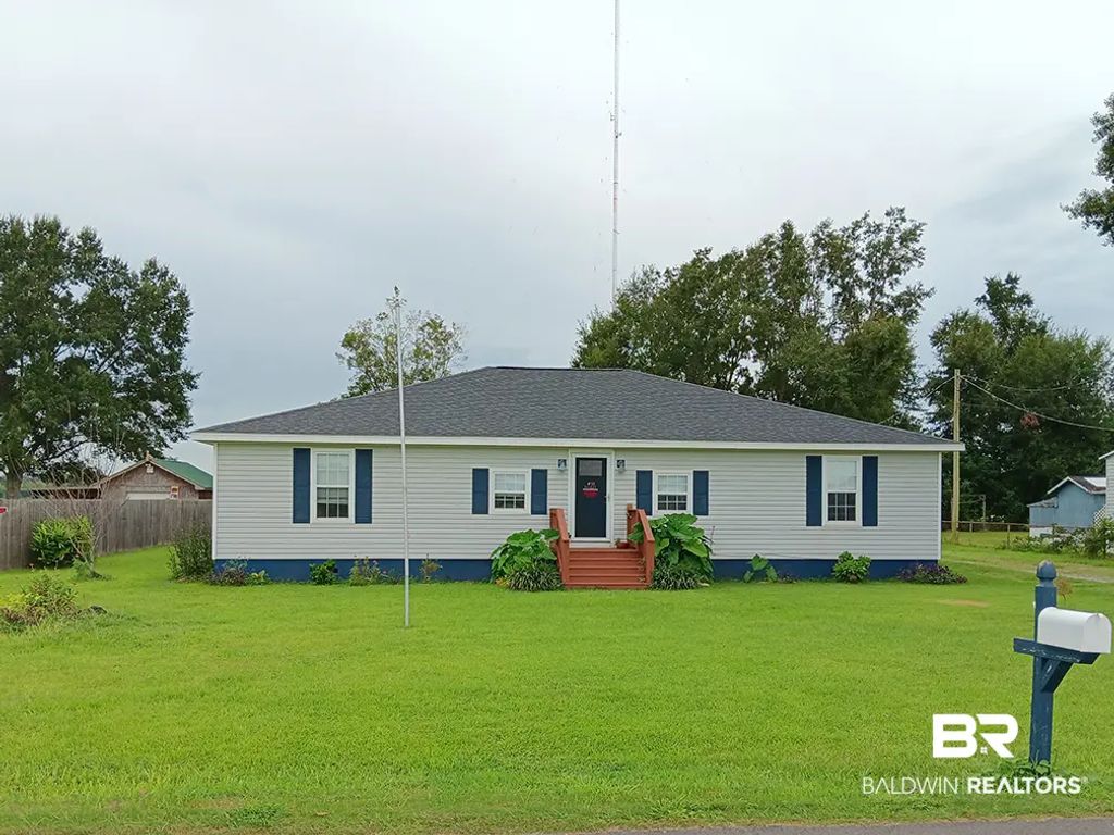 18700 Fairground Road, Robertsdale