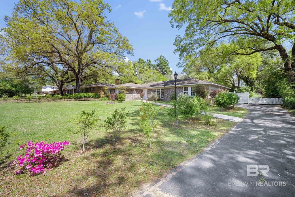 1054 Matterhorn St, Mobile