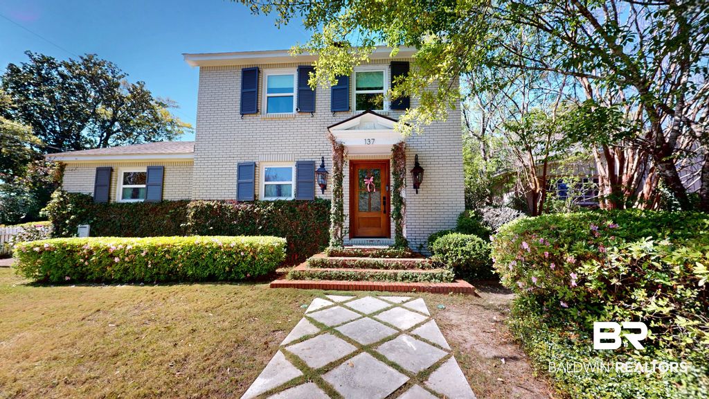 137 Batre Lane, Mobile