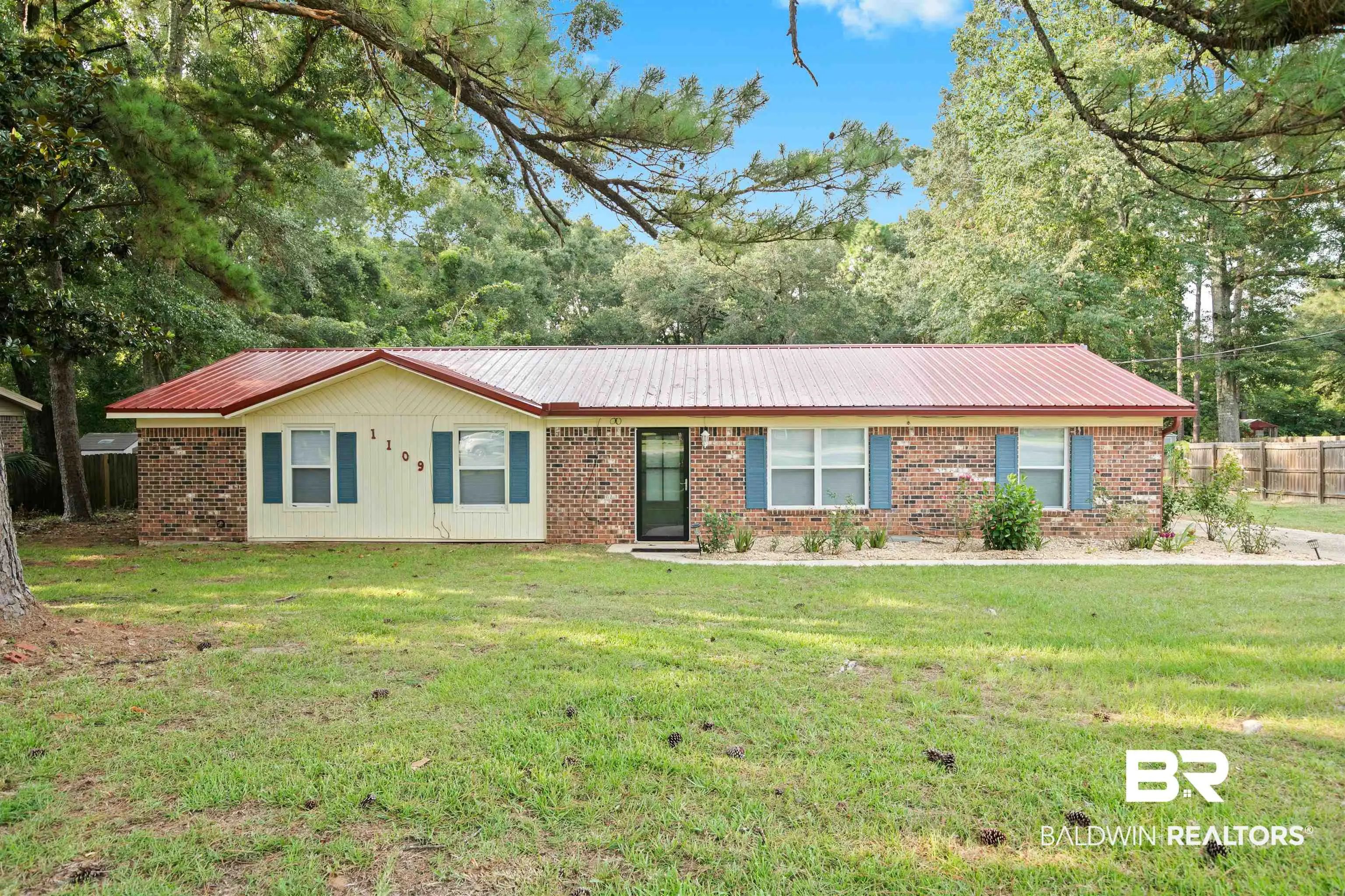 Photo of Listing #400061