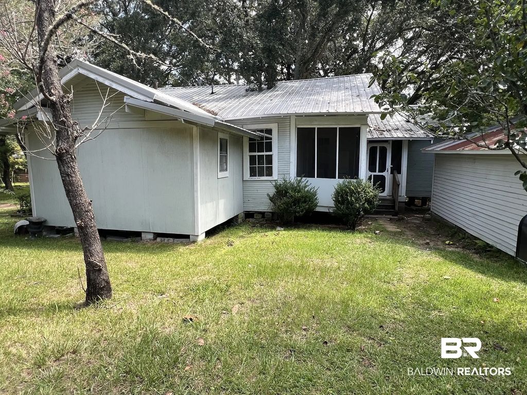 19 Gulf Street 2 Units - 19n & 19s, Chickasaw