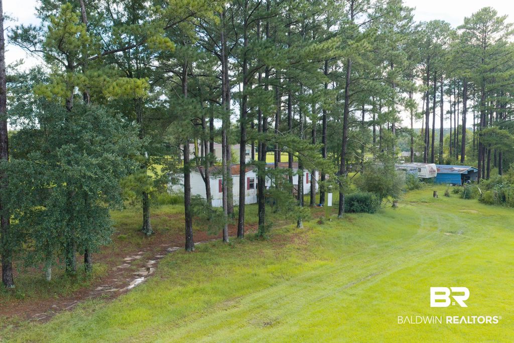 27695 Oakberry Court, Robertsdale