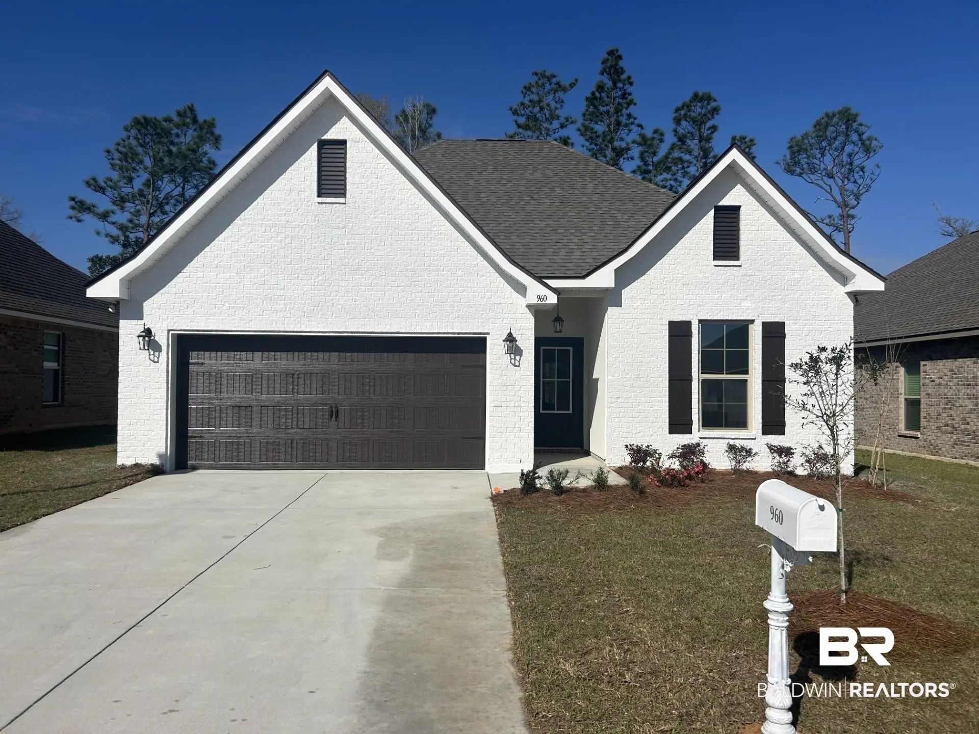 Photo of Listing #389356